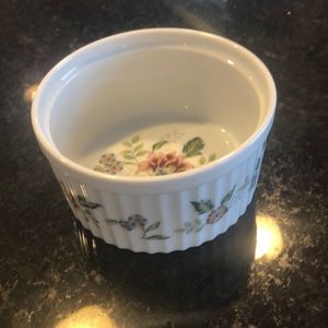 Andrea by Sadek “Buckingham” oven to table crock